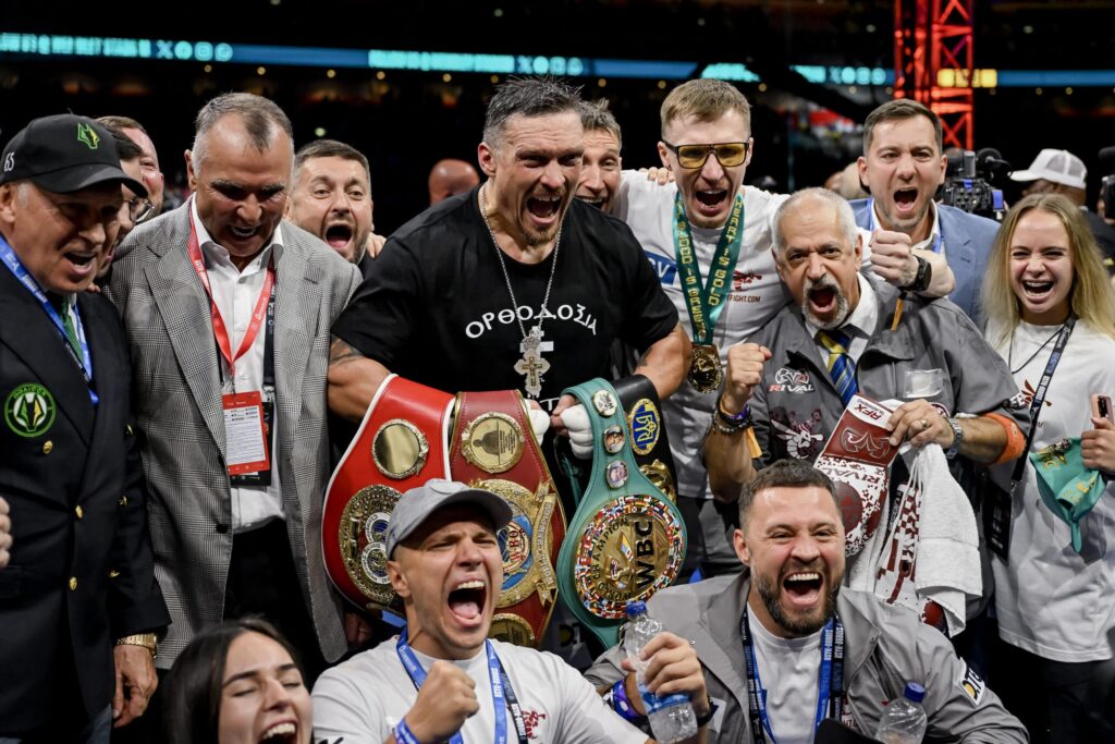 Oleksandr Usykista kuuluu kummia – pöydällä on melkoinen ottelu