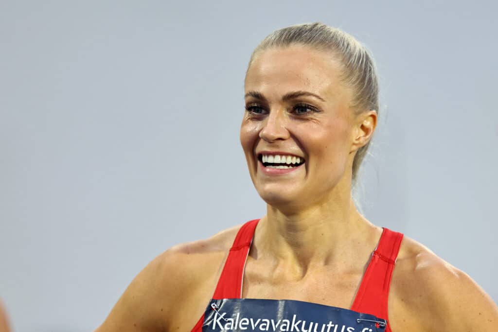 Lotta Harala kaupitteli 200 gramman esinettä – hinta 37 000 euroa