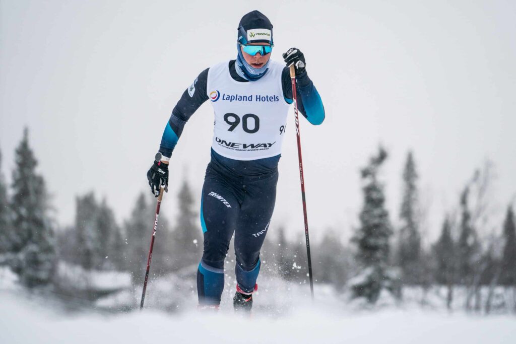 Suomalaiselta hiihtomieheltä hirmuveto – kepitti A-maajoukkuetähden miten tahtoi