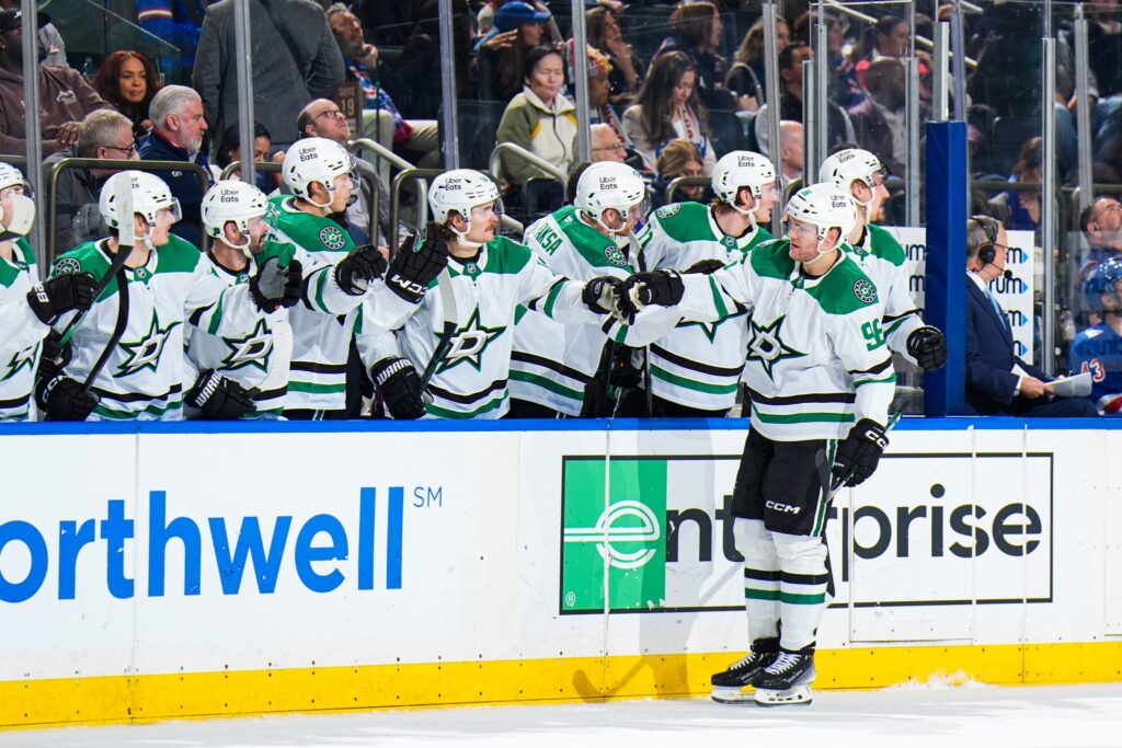 NHL:n sisäpiiristä kova väite: Mikko Rantanen menettämässä asemansa Dallasissa