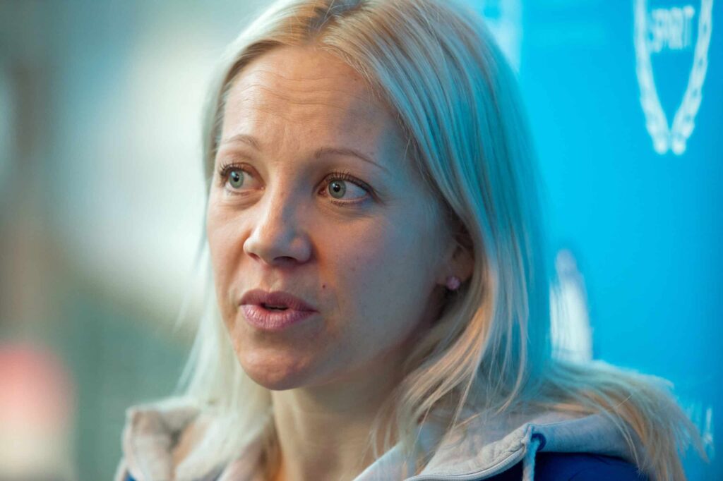 Kaisa Mäkäräinen ei voinut olla hiljaa Ylellä – tylyä vihjailua Suomen ampumahiihtonaisista
