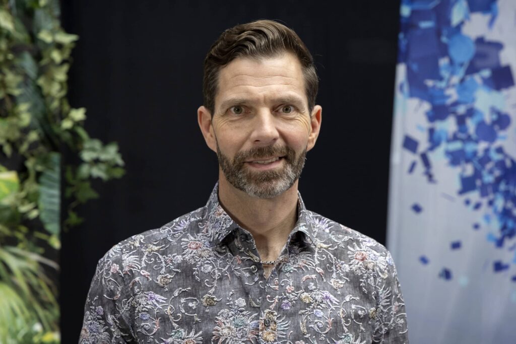 Tuima Janne Ahonen lausui vain yhden sanan – kaikki olivat haljeta naurusta