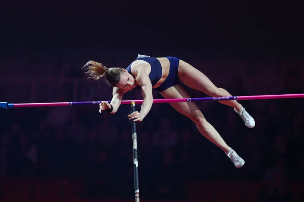 Suomalainen seiväsnainen lopetti uransa – näin Elina Lampela reagoi