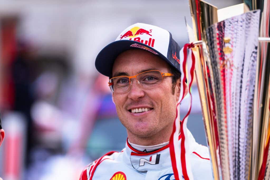 Ralli: Thierry Neuville ei aio välittää Kalle Rovanperästä ja Sebastien Ogierista – ”Todennäköisesti keskitymme Elfyniin”