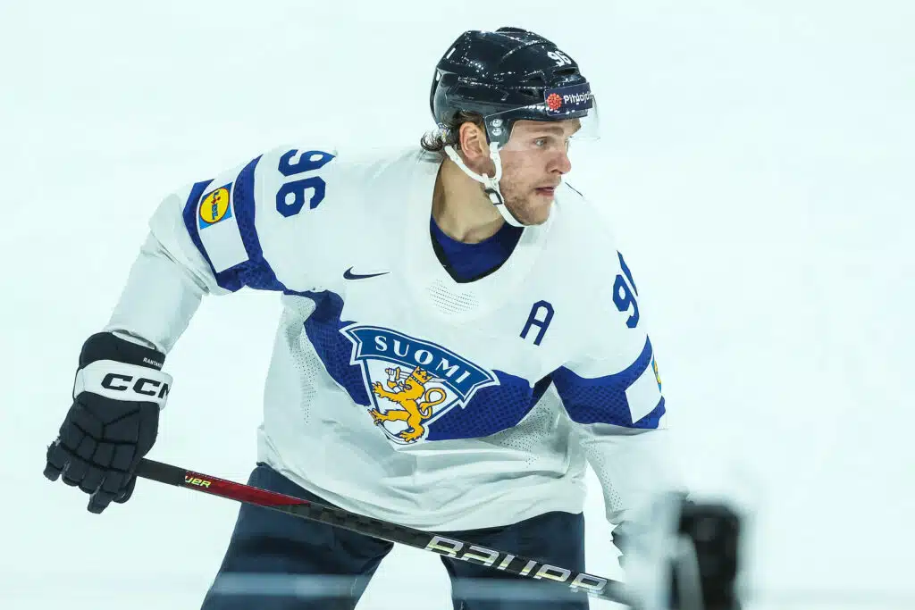 NHL: Suomalaisille todellinen tehokierros – Mikko Rantaselle hieno rajapyykki