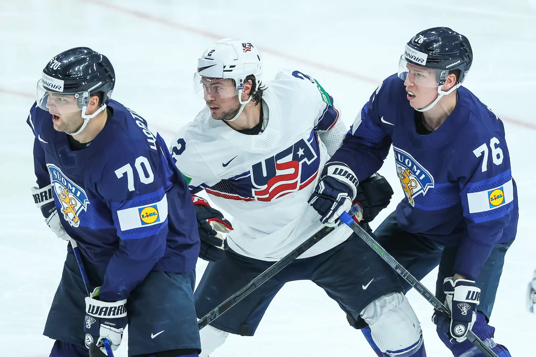 MM-jääkiekko: Brady Tkachuk iskussa – USA parantaa