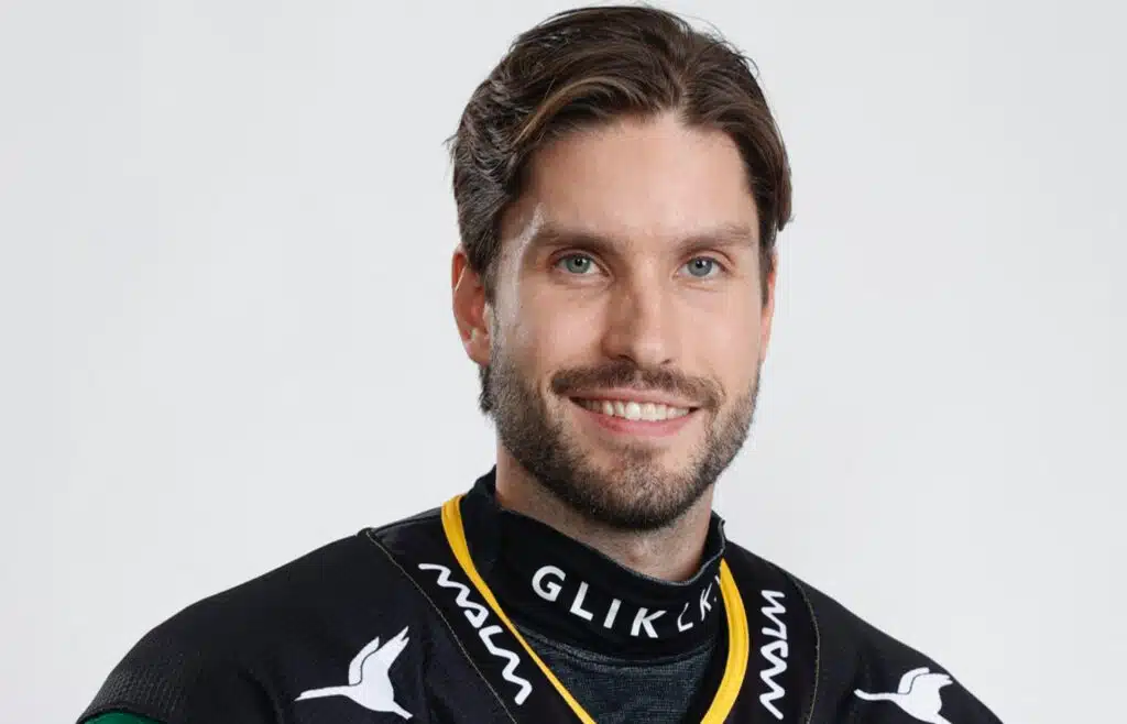 Huipputähti jättää SM-liigan – uusi seura hehkutti ”tämän kaliiperin pelaajan” saamista