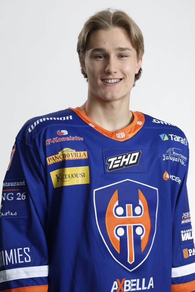 Liiga: Tappara voitti, Oiva Keskinen jälleen vahva