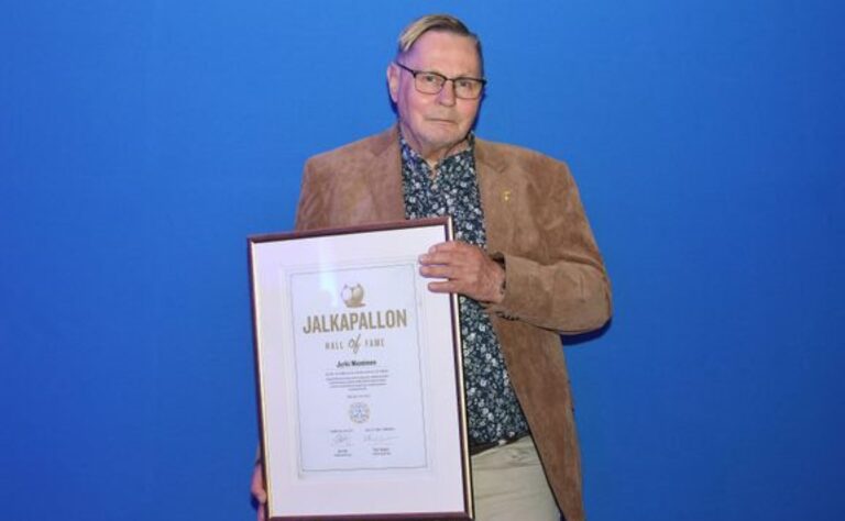 Jyrki Nieminen suomalaisen jalkapallon Hall of Fameen