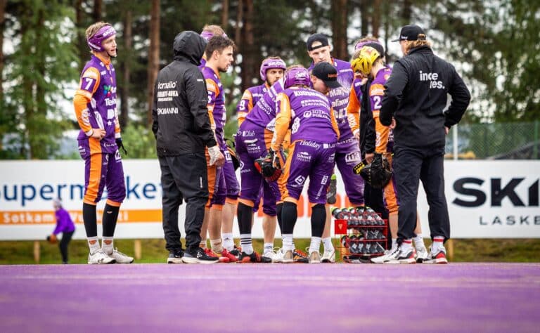 Yksi suurista heittää räpylän naulaan – Niilo Piiponiemi lopettaa uransa