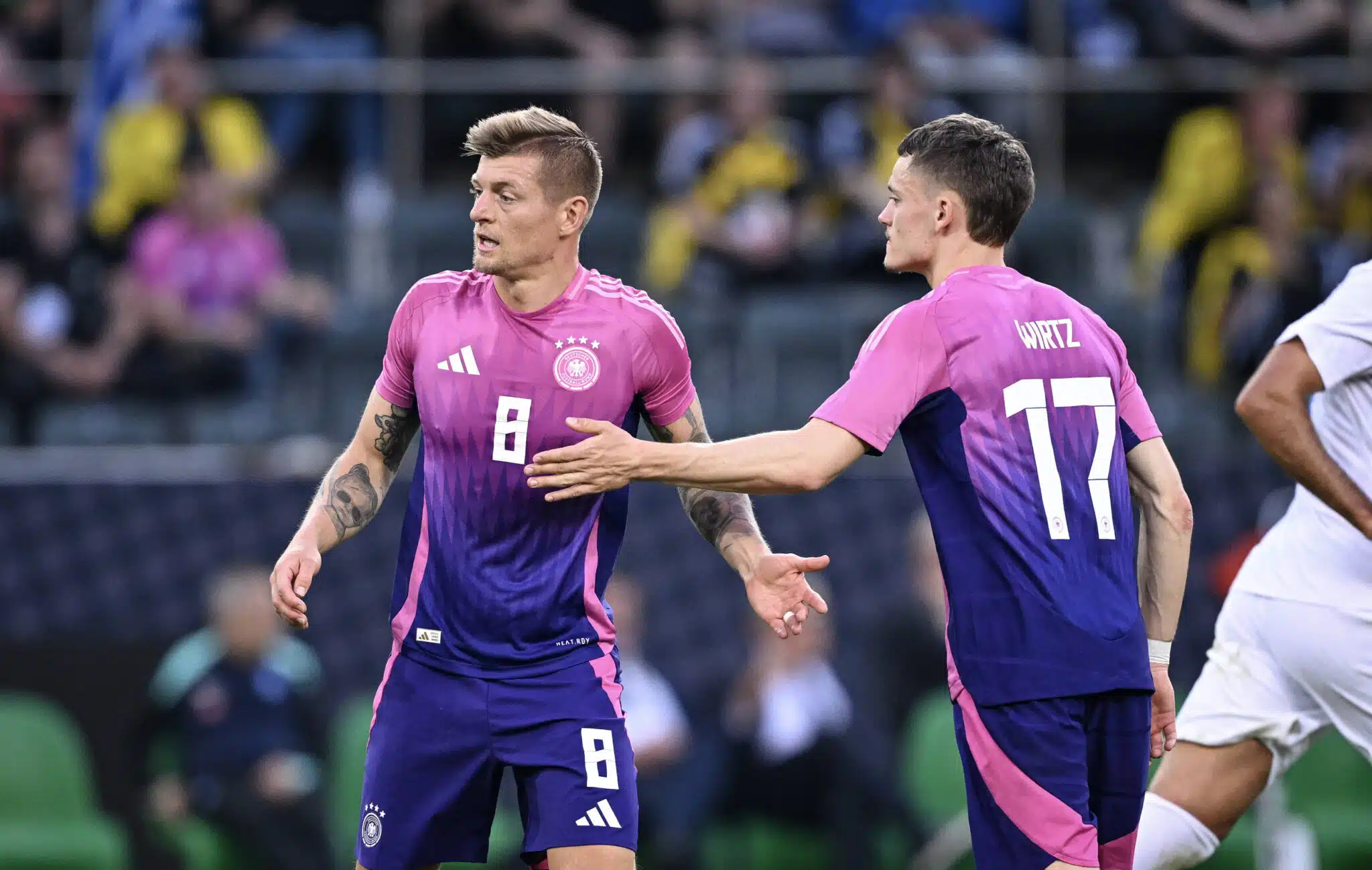 FutisUutiset: Petri Pasanen ei usko Saksan murenevan – ”Pelaajat ovat kovissa paikoissa joka ikinen viikko”