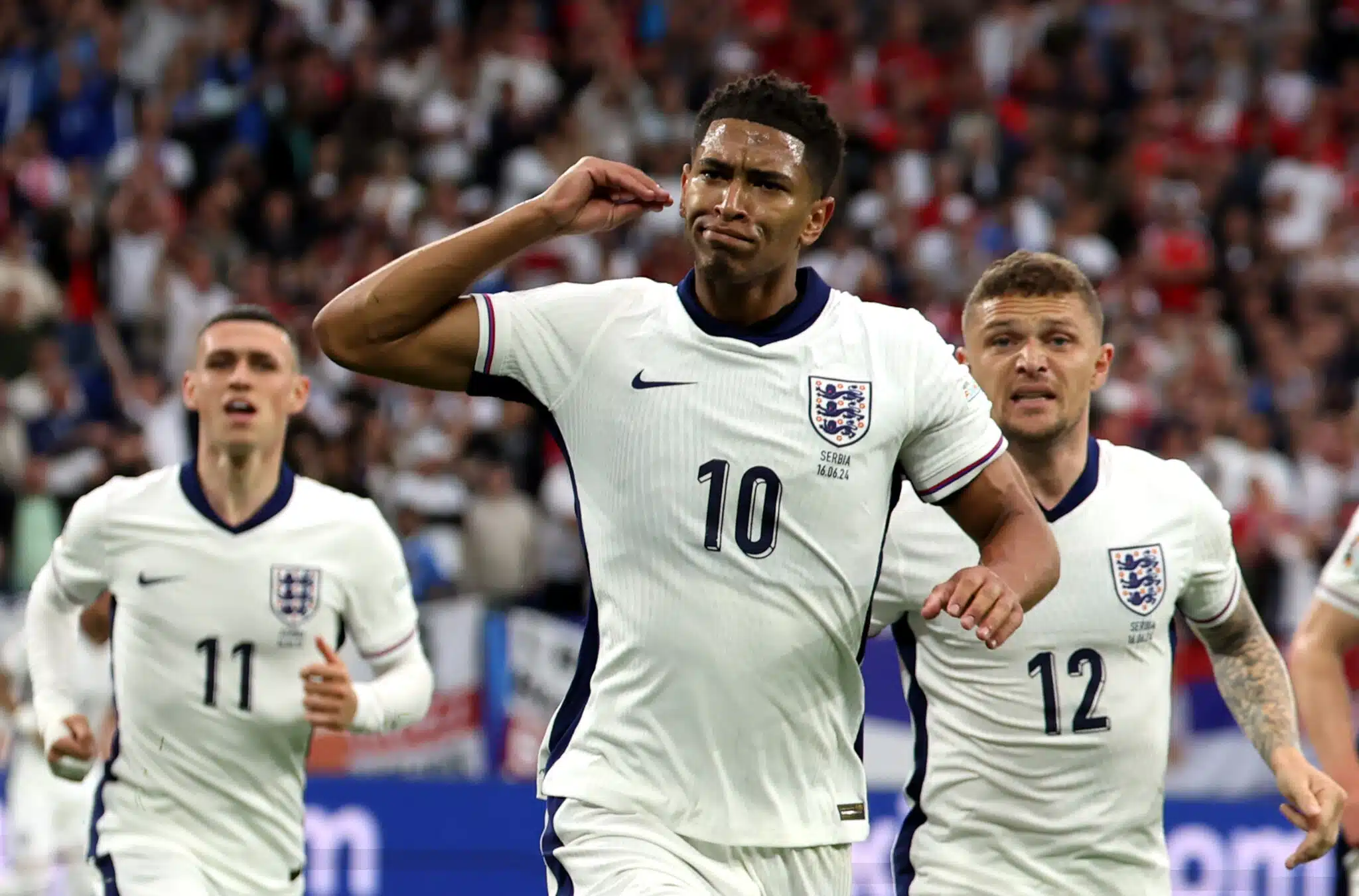 EM-jalkapallo: Ei suuryllätyksiä – Englanti ja Hollanti voittoihin