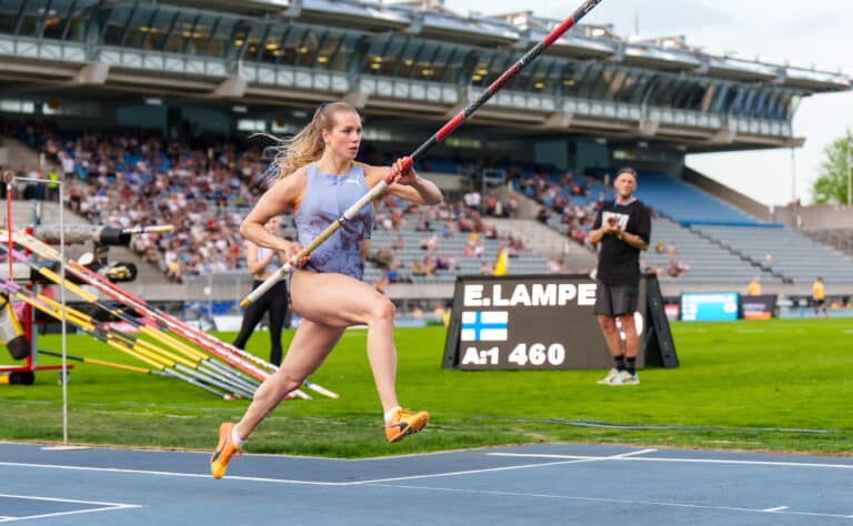 Elina Lampela omaan ennätykseen