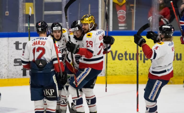 NHL-lupaus siirtyy Mestis-seuran riveihin