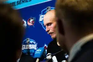 Aitiossa skandaalinkäryinen syytös Jarmo Kekäläisestä – tuhosiko tämä ratkaisu Patrik Laineen NHL-uran?