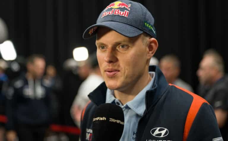 Ott Tänak laukoi heti suorat sanat Suomen MM-rallista