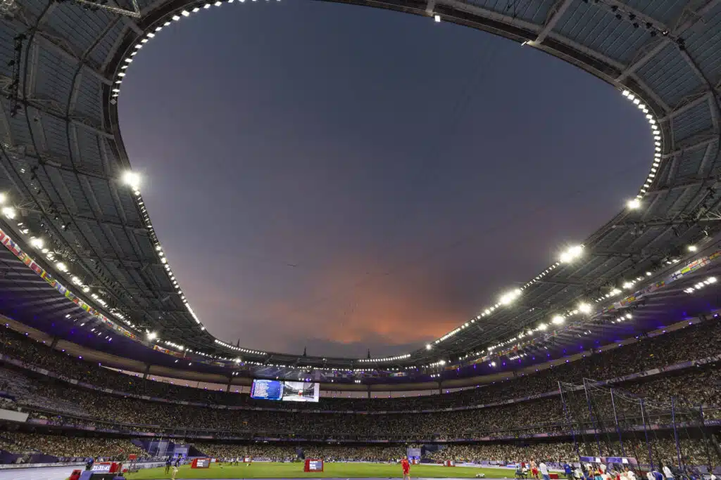 Ylen toimittaja paljasti – Pariisissa oltiin lähellä kunnon katastrofia: ”Et todellakaan nähnyt televisiossa”