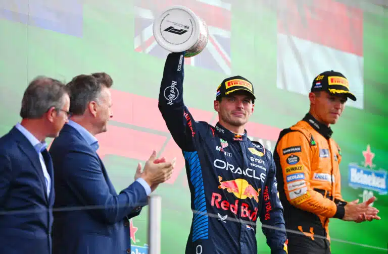 Red Bullilta järisyttävä shokkisiirto? Max Verstappenin sanat eivät paljon epäselväksi