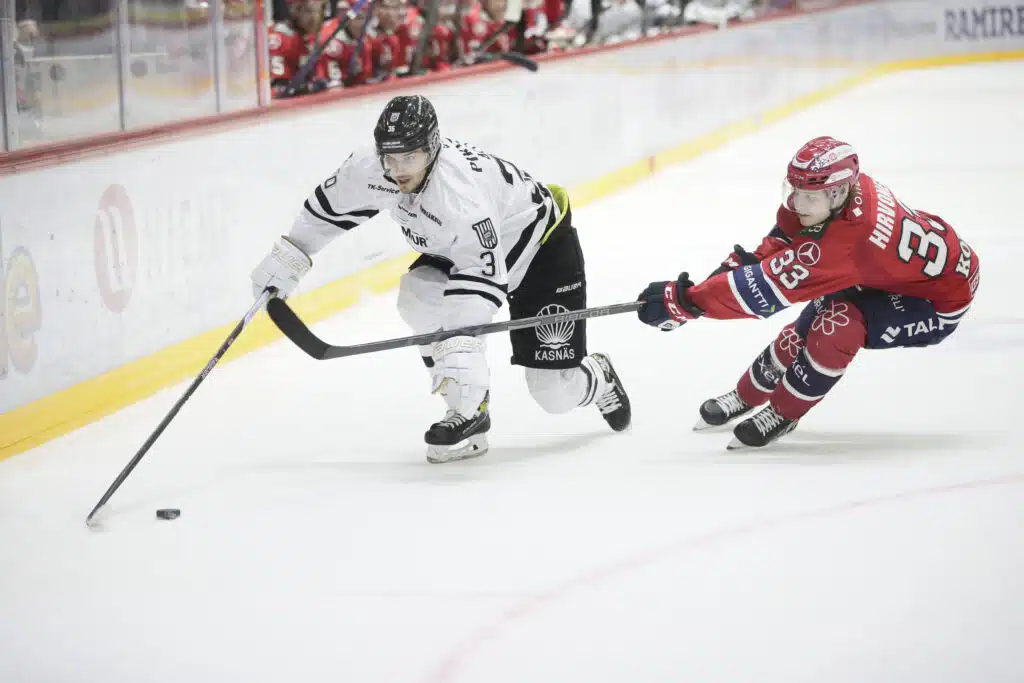 HPK romahti SM-liigan avauksessa – seura reagoi välittömästi pelaajamarkkinoilla