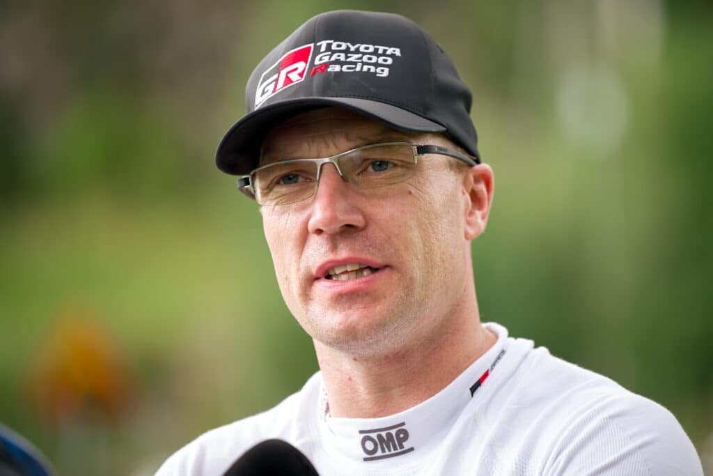 Lohduton puhelu: Jari-Matti Latvala sai synkän viestin Toyota-tähdeltä