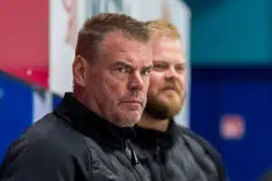 Kiekkomies näki Raimo Helmisen punttisalilla – leuka tippui lattiaan: ”Huh huh, mikä homma”