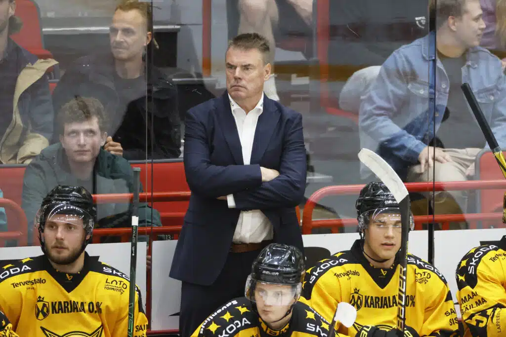 SaiPan Raimo Helminen toisteli vain näitä sanoja – pelaajalta hurja paljastus