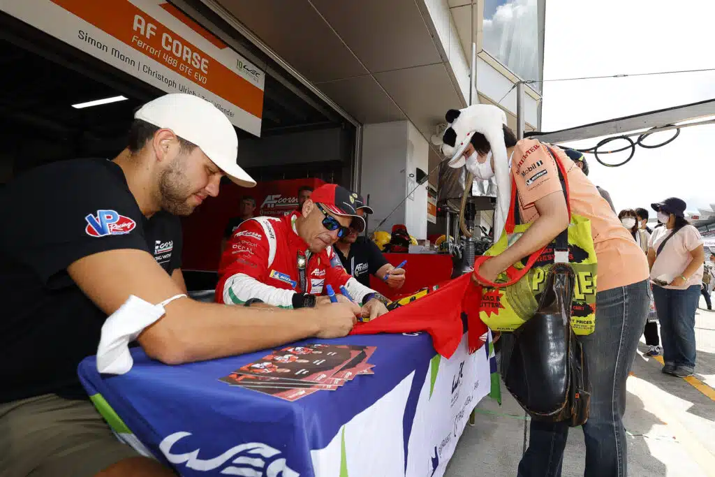 F1-asiantuntija Toni Vilander palasi rattiin – esitti mykistävän näytöksen