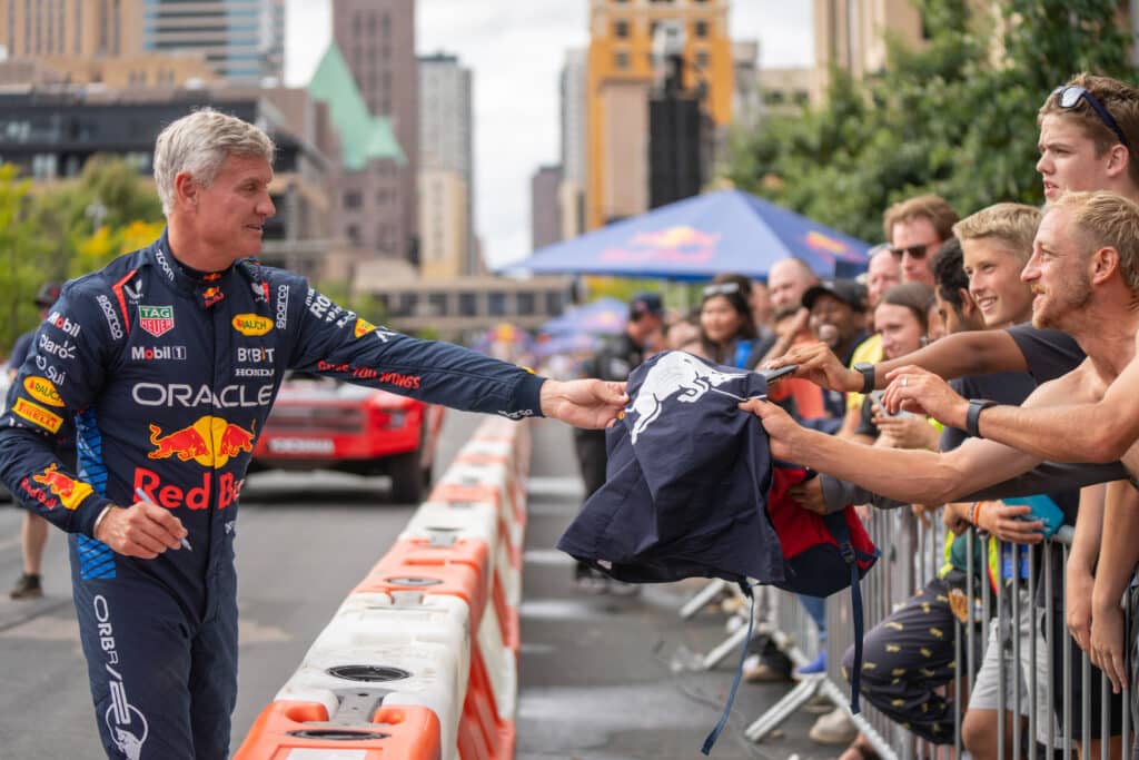 David Coulthard vihjaili – tälle F1-tähdelle lähtöpassit?