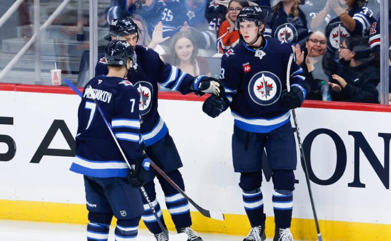 NHL-kiekkoilija vaatii hirvittävää palkankorotusta – fanit repivät pelihousunsa