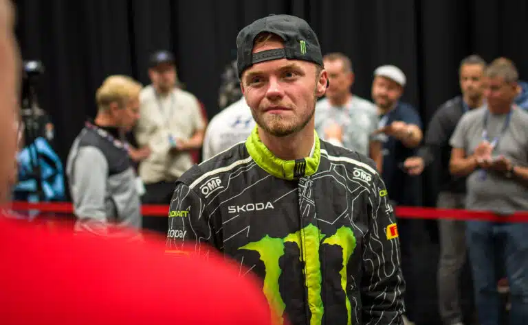 Oliver Solberg teki selväksi – hänet on veistetty eri puusta kuin Kalle Rovanperä