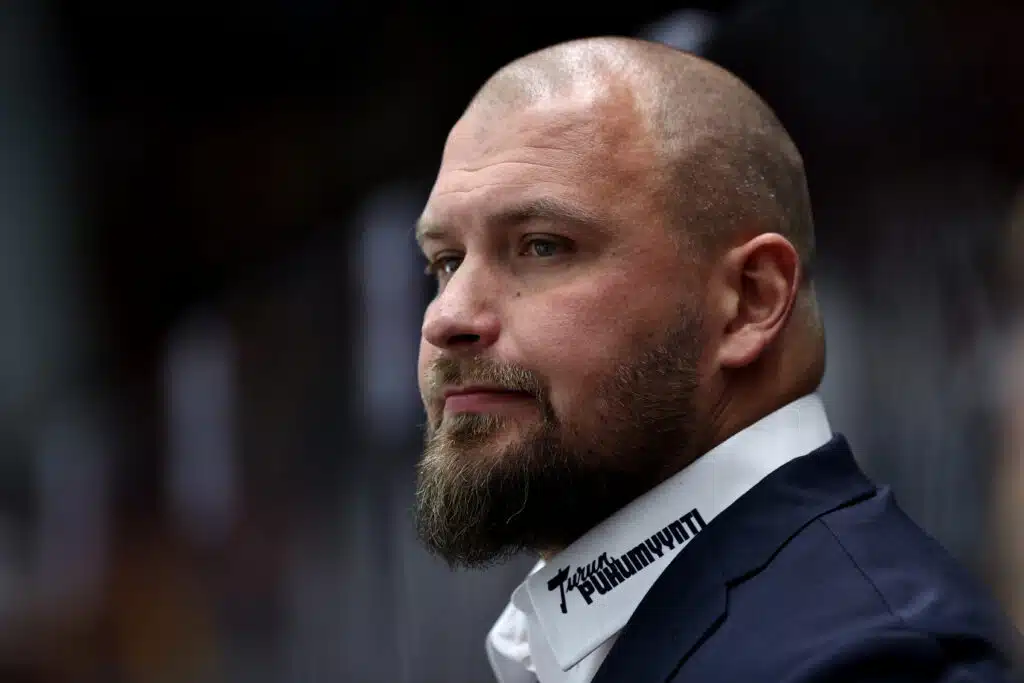 Jukureiden Jonne Virtanen laukoi suoria totuuksia välittömästi ottelun päätyttyä