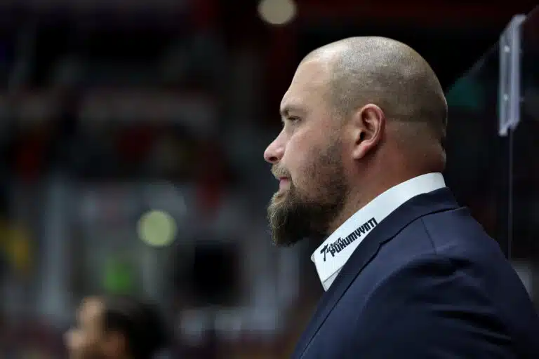 Jukureiden päävalmentaja Jonne Virtanen antoi tuomionsa Jokereille