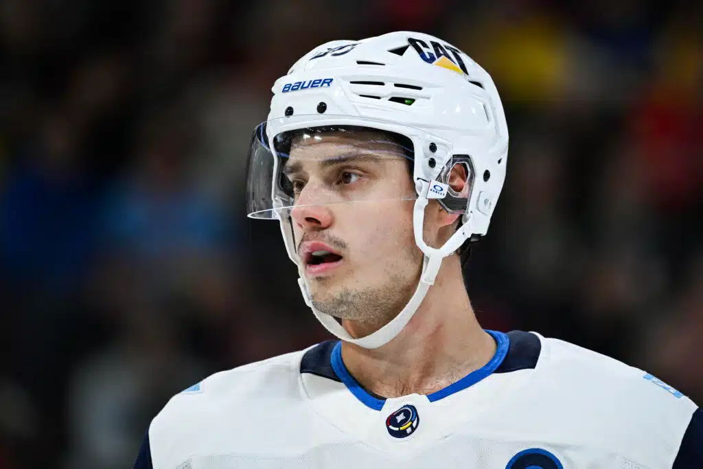 NHL:n supertähti esitti kovan väitteen Sebastian Ahosta