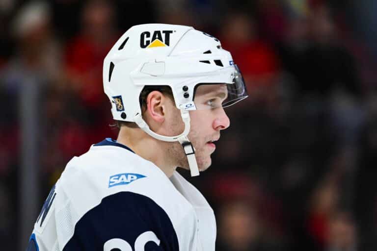 Lähde: NHL-seura halusi Mikko Rantasen – toinen tähtipelaaja suuttui