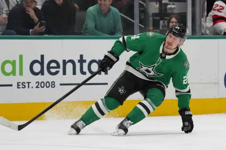 Dallas Starsissa kuohuu nyt – suomalainen NHL-tähti lyödään lihoiksi?