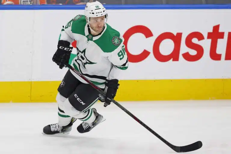 Mikko Rantasen NHL-pomo painoi puhelimessaan kahta nappia – some sekosi