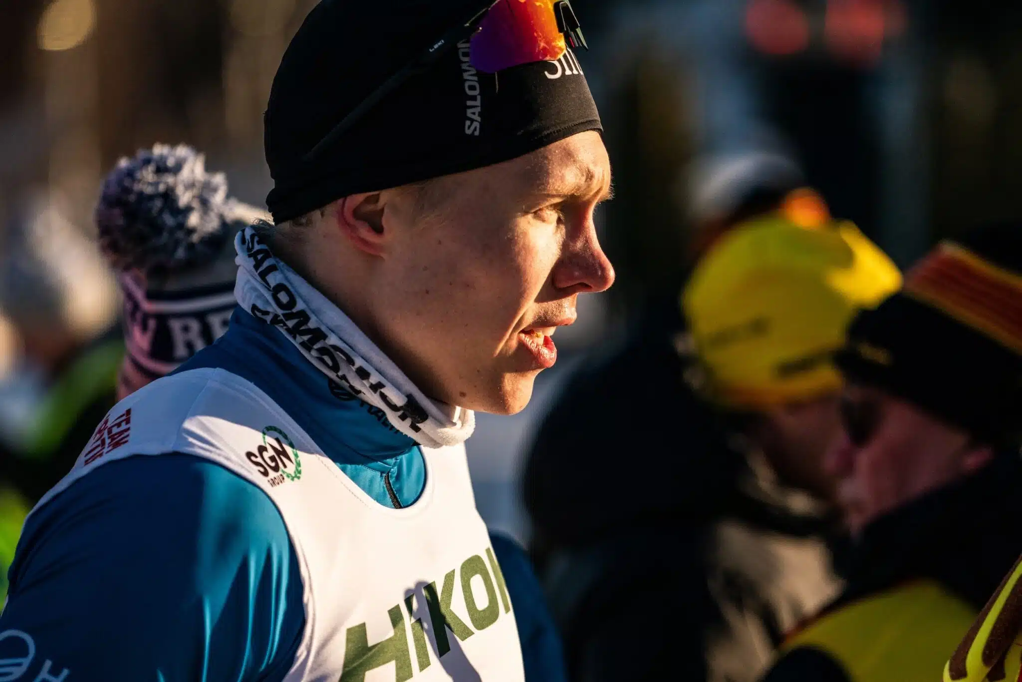 VV: Suomalaiselta hiihtomieheltä villiä vihjailua lajin parisuhdekoukeroista – tästä ei hiiskuta