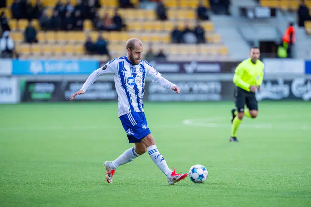 Teemu Pukki kuunteli pään aukomista koko illan – ottelun jälkeinen reaktio ällistyttää