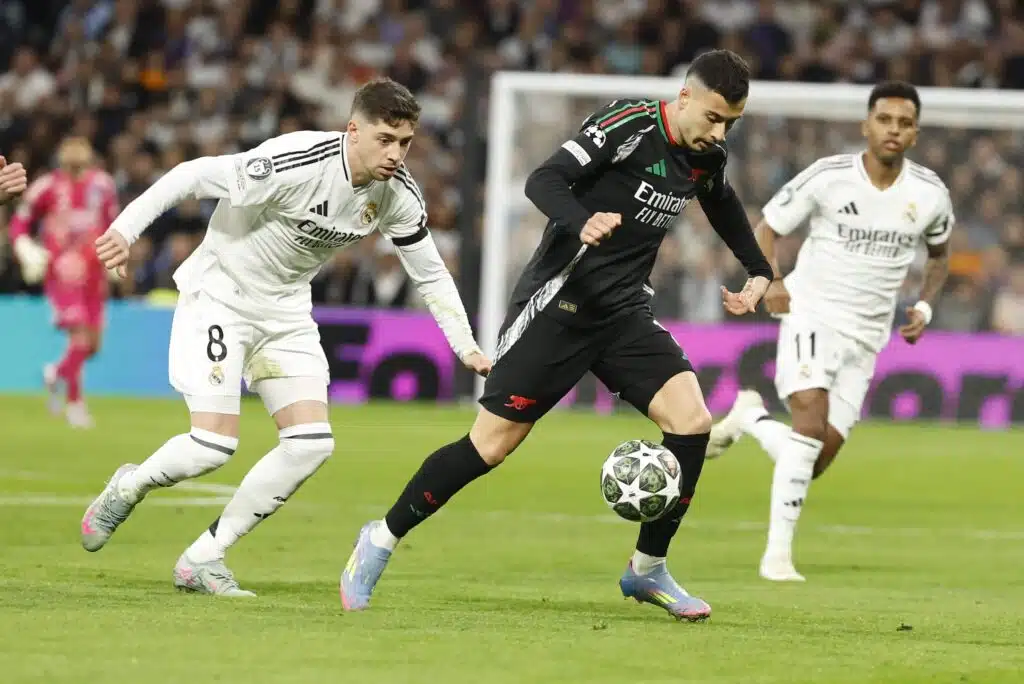 Trentin perässä Real Madridiin? Liverpoolin pöydällä on nyt ukaasi