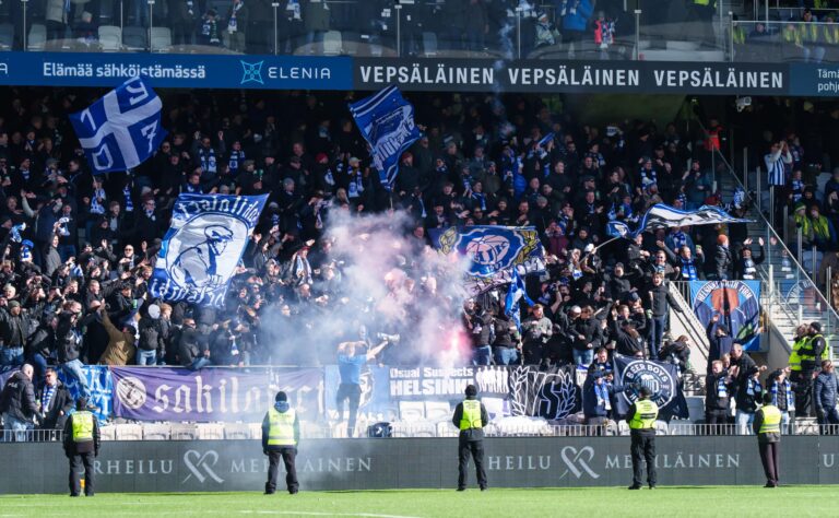HJK-fanit sikailivat Tampereella – sen jälkeinen temppu pöyristyttää: ”Helvetin päätöntä”