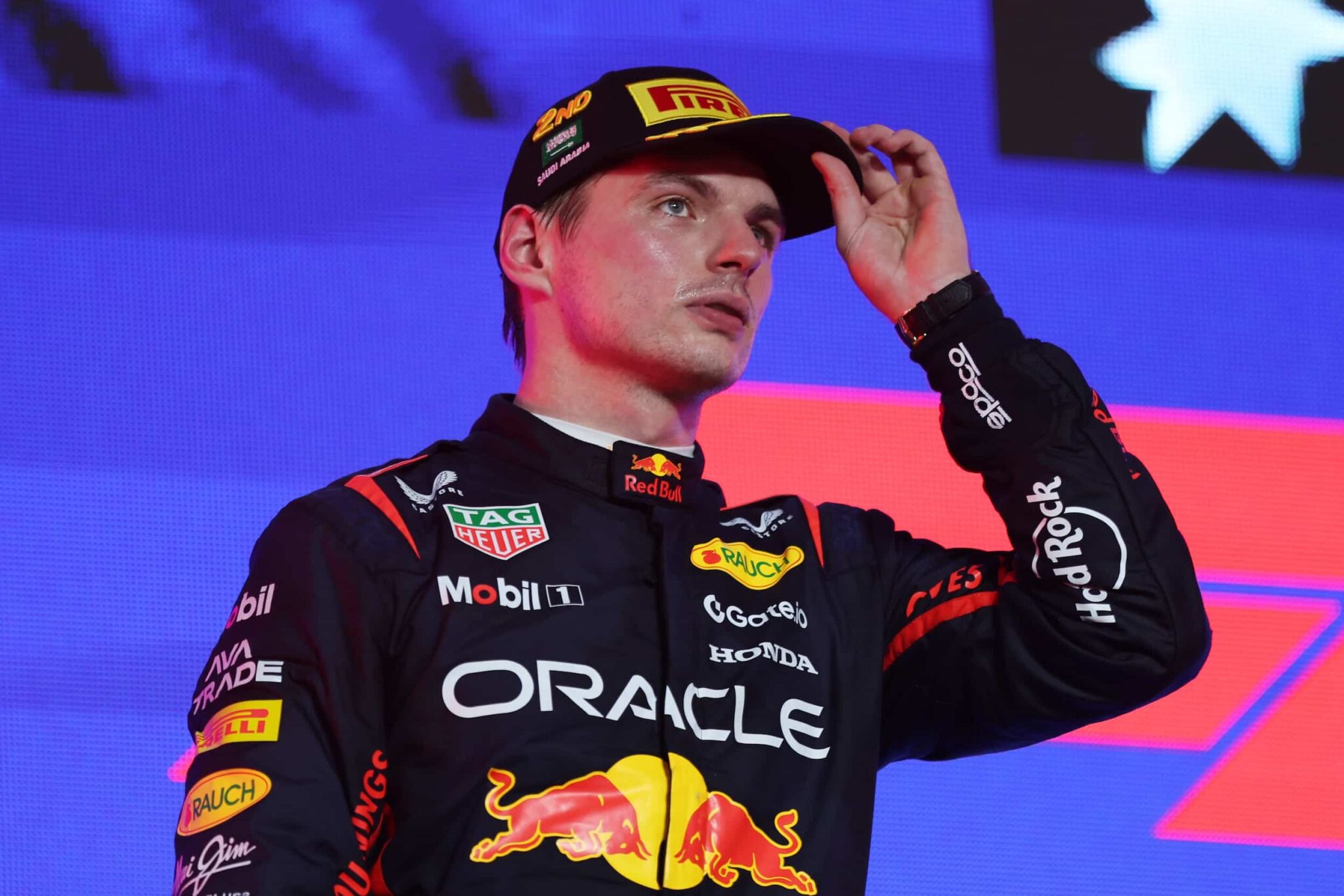Salailu ohi: Max Verstappen Ferrarin ratissa
