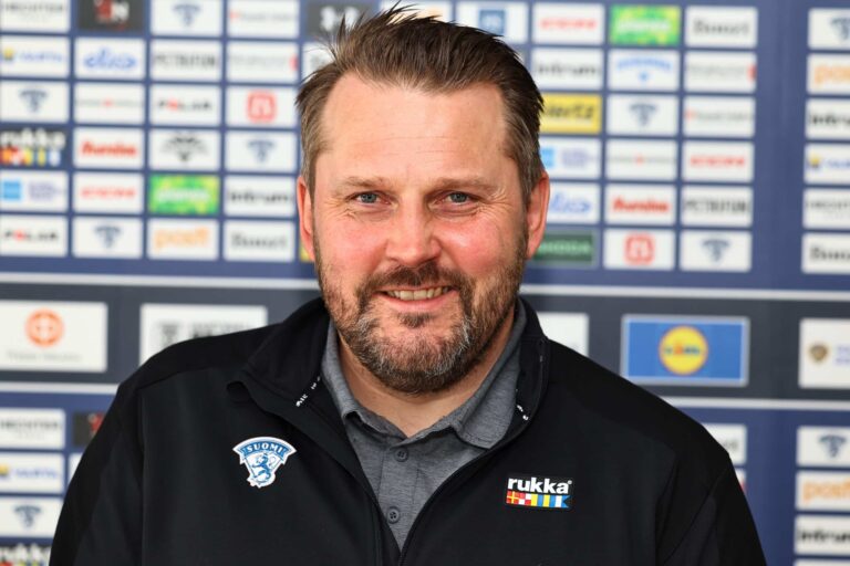 Ismo Lehkonen latasi Ylellä rajun väitteen NHL-tähtien kiinnostuksesta pelata Antti Pennasen Leijonissa