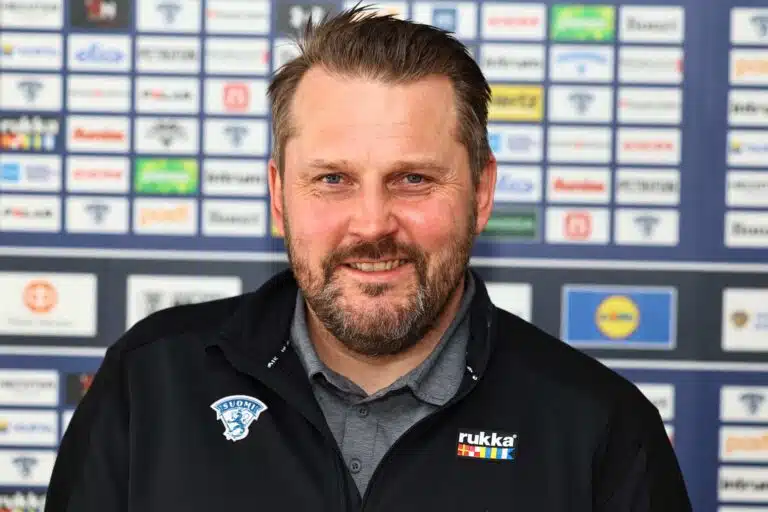 Ismo Lehkonen latasi Ylellä rajun väitteen NHL-tähtien kiinnostuksesta pelata Antti Pennasen Leijonissa