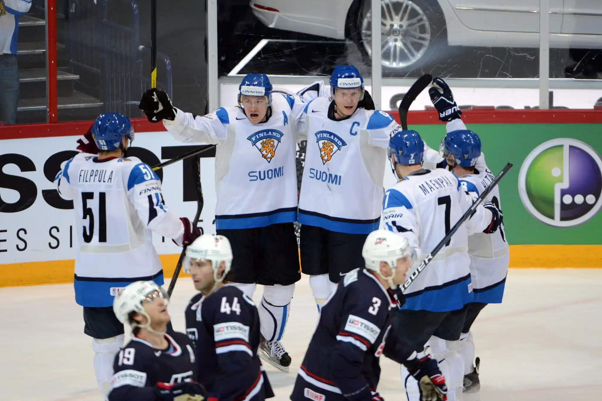 UC: Takana vuosien viestittely – suomalainen NHL-mies ja yleisurheilutähti löysivät vihdoin toisensa