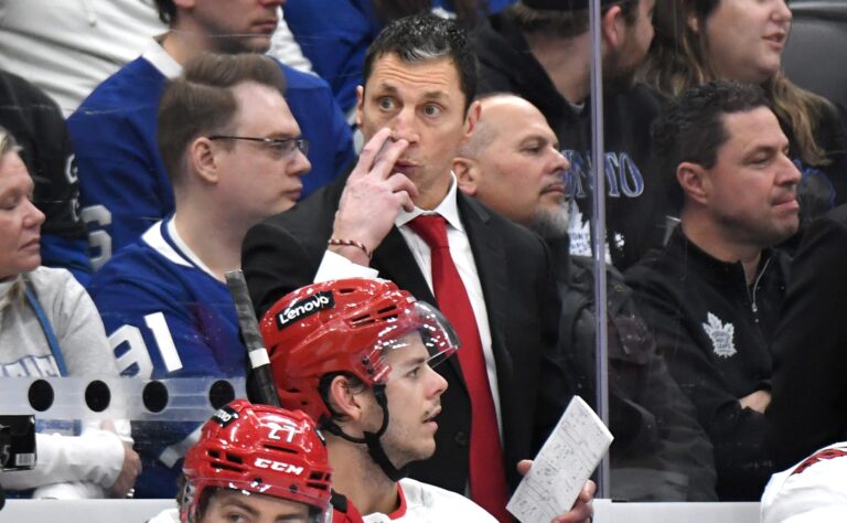 Tapaus Mikko Rantanen – Carolinan päävalmentaja Rod Brind’Amour antoi palaa
