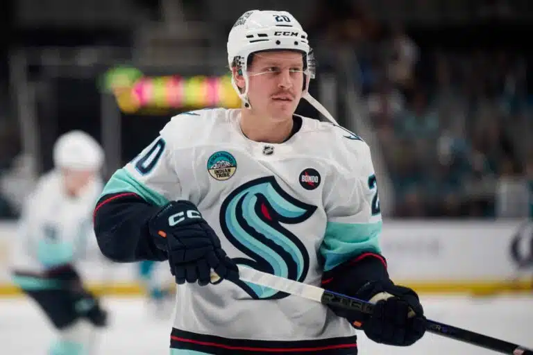 UC: Ei sopimusta – Eeli Tolvasen NHL-kohtalo ällistyttää