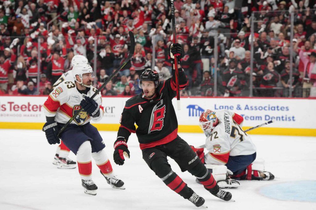 Saako Sebastian Aho haluamansa? Carolina Hurricanes juonii nyt megakaappausta