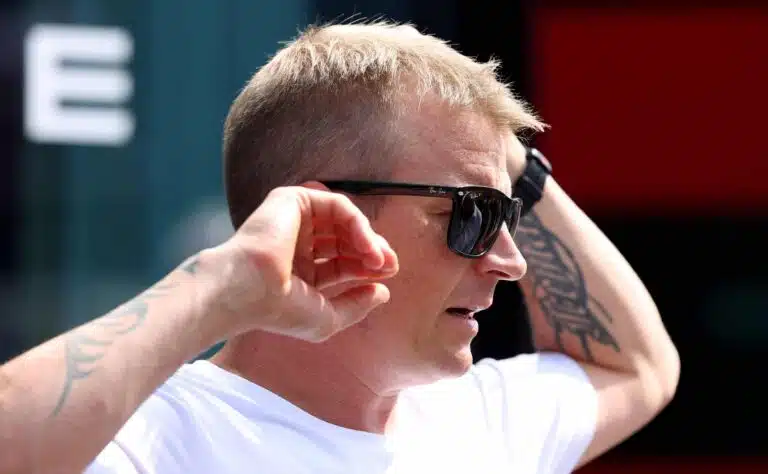 Sieltä se tuli: Kimi Räikkönen juhli historiallista mestaruutta