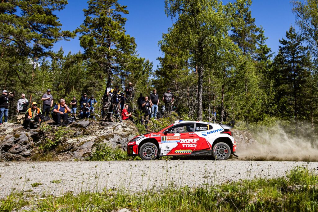 Tähti on syttymässä – suomalaiselta ralliässältä huima veto Toyotalla