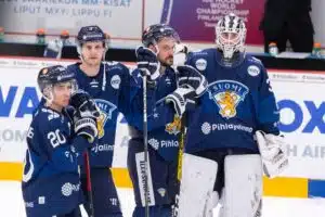 Leijonatähti sai ”järkyttävän” tarjouksen KHL:stä – NHL-unelma tuhoutui siihen